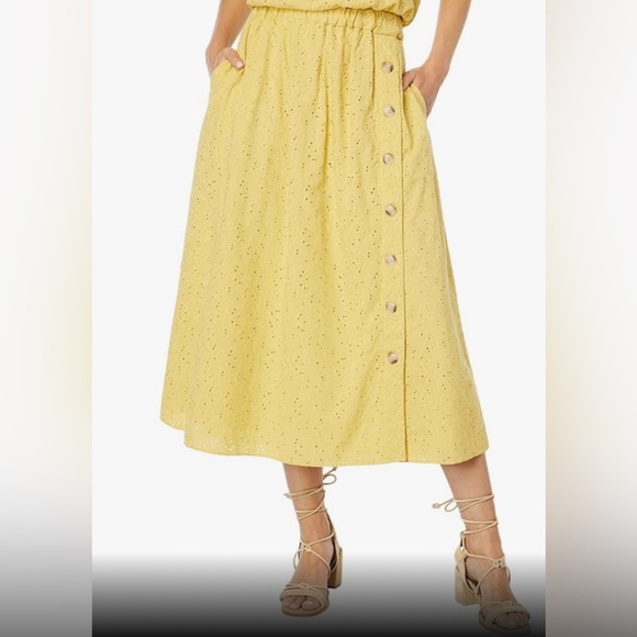 Madewell Eyelet Side-Button Midi Skirt - Picture 1 of 5